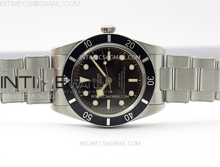 Tudor ZF공장 튜더 블랙베이54 스틸 블랙베젤 블랙다이얼 브레이슬릿 37mm Heritage Black Bay M79000N 37mm SS ZF 1_1 Best Edition Black Dial Black Bezel on SS Bracelet A2824 레플리카 3번 이미지 - 시계 | 세미샵 레플리카 사이트