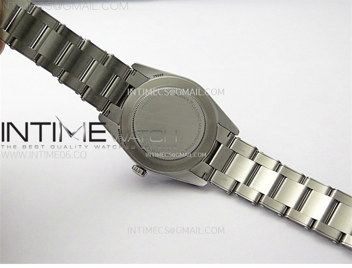 Tudor ZF공장 튜더 블랙베이54 스틸 블랙베젤 블랙다이얼 브레이슬릿 37mm Heritage Black Bay M79000N 37mm SS ZF 1_1 Best Edition Black Dial Black Bezel on SS Bracelet A2824 레플리카 19번 이미지 - 시계 | 세미샵 레플리카 사이트