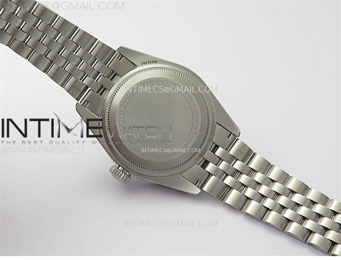 Tudor ZF공장 튜더 헤리티지 블랙베이 41 레드베젤 블랙다이얼 브레이슬릿 Heritage Black Bay M7941A1A0RU-0003 41mm SS ZF 1_1 Best Edition Black Dial Red Bezel on SS Bracelet A2824 레플리카 19번 이미지 - 시계 | 세미샵 레플리카 사이트