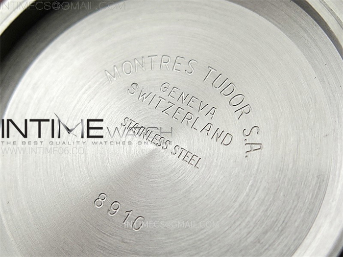 Tudor ZF공장 튜더 헤리티지 블랙베이 41 레드베젤 블랙다이얼 브레이슬릿 Heritage Black Bay M7941A1A0RU-0003 41mm SS ZF 1_1 Best Edition Black Dial Red Bezel on SS Bracelet A2824 레플리카 22번 이미지 - 시계 | 세미샵 레플리카 사이트