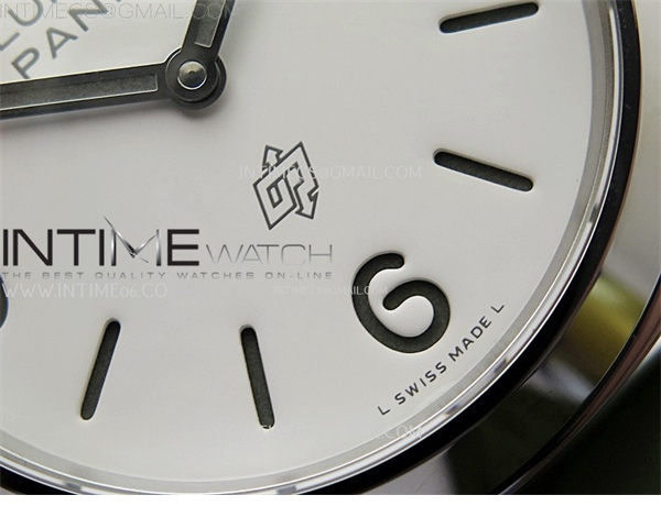 Panerai TT공장 파네라이 PAM1113 화이트다이얼 그린러버스트랩 PAM1113 W TTF 1_1 Best Edition White Dial on Green Rubber Strap A6497 레플리카 5번 이미지 - 시계 | 세미샵 레플리카 사이트