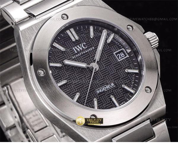 I W C GH공장 IWC 인제니어 블랙다이얼 브레이슬릿 IWC0555B – Ingenieur Auto SS_SS Black GHF MY9015 레플리카 2번 이미지 - 시계 | 세미샵 레플리카 사이트