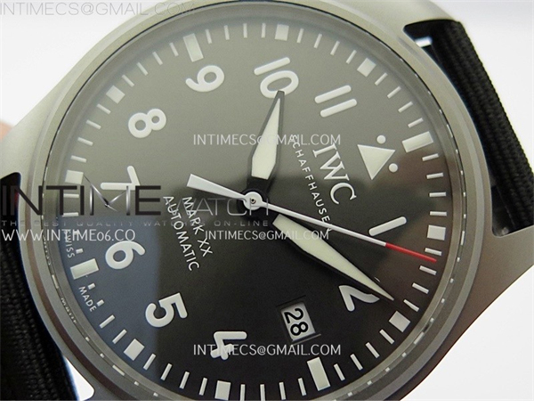 I W C M+공장 IWC 마크20 그레이다이얼 블랙스트랩 Pilot Mark XX IW3282 Ti M+F 1_1 Best Edition Gray Dial on Black Nylon Strap MIYOTA 9015 엠플러스 레플리카 4번 이미지 - 시계 | 세미샵 레플리카 사이트