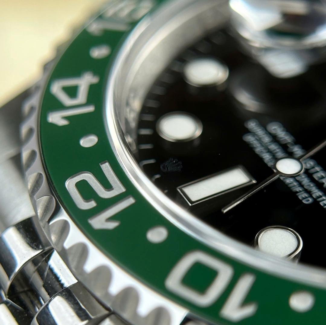 Rolex GMT-Master 40mm M126720VTNR - 상세 이미지