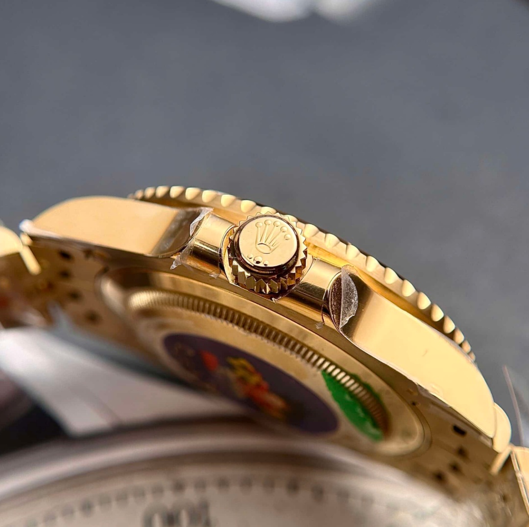 Rolex GMT-Master II Black Dial 126711 - 상세 이미지