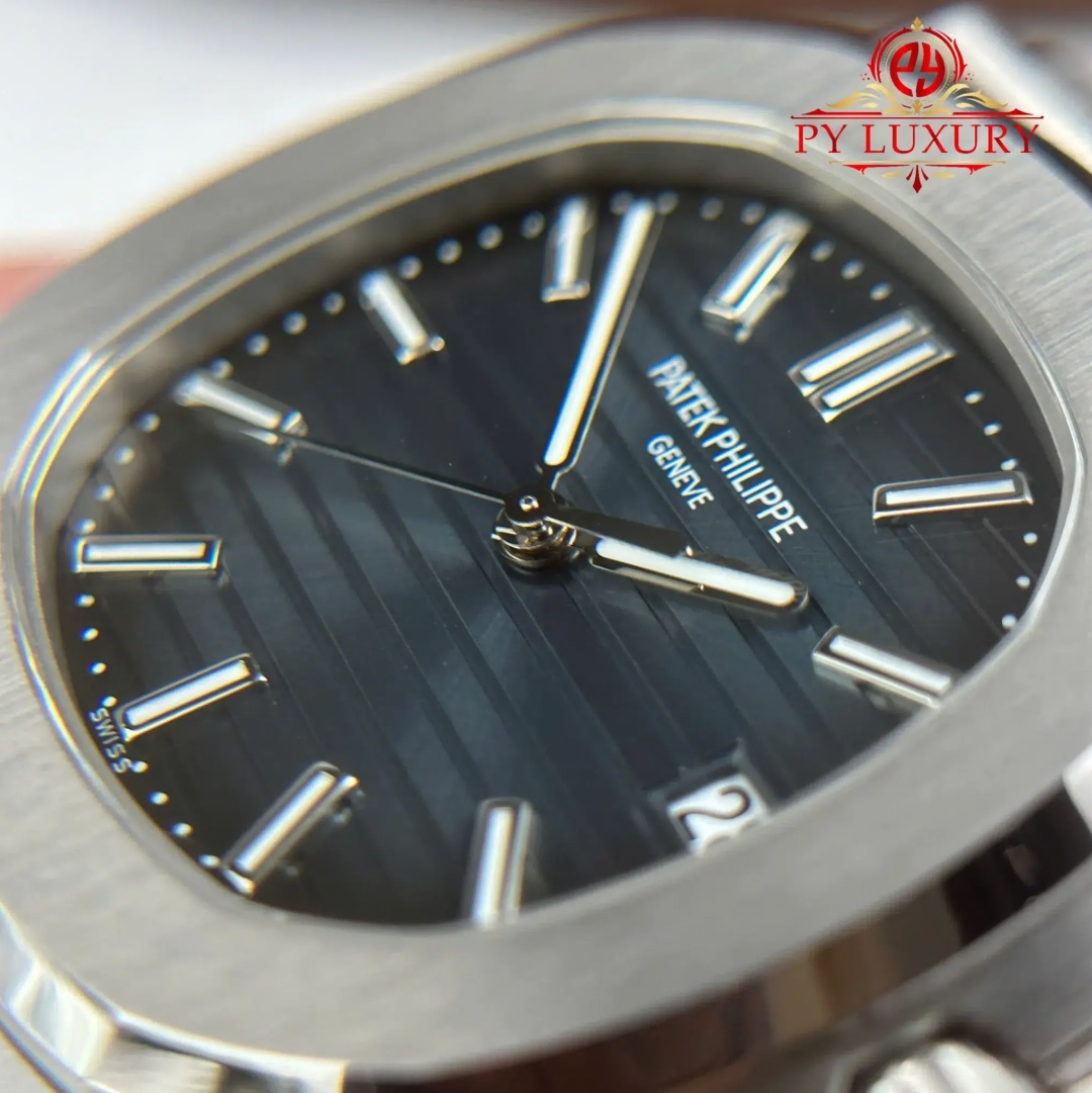 파텍필립 Nautilus 5711/1A-010 Blue Dial 40mm - 상세 이미지