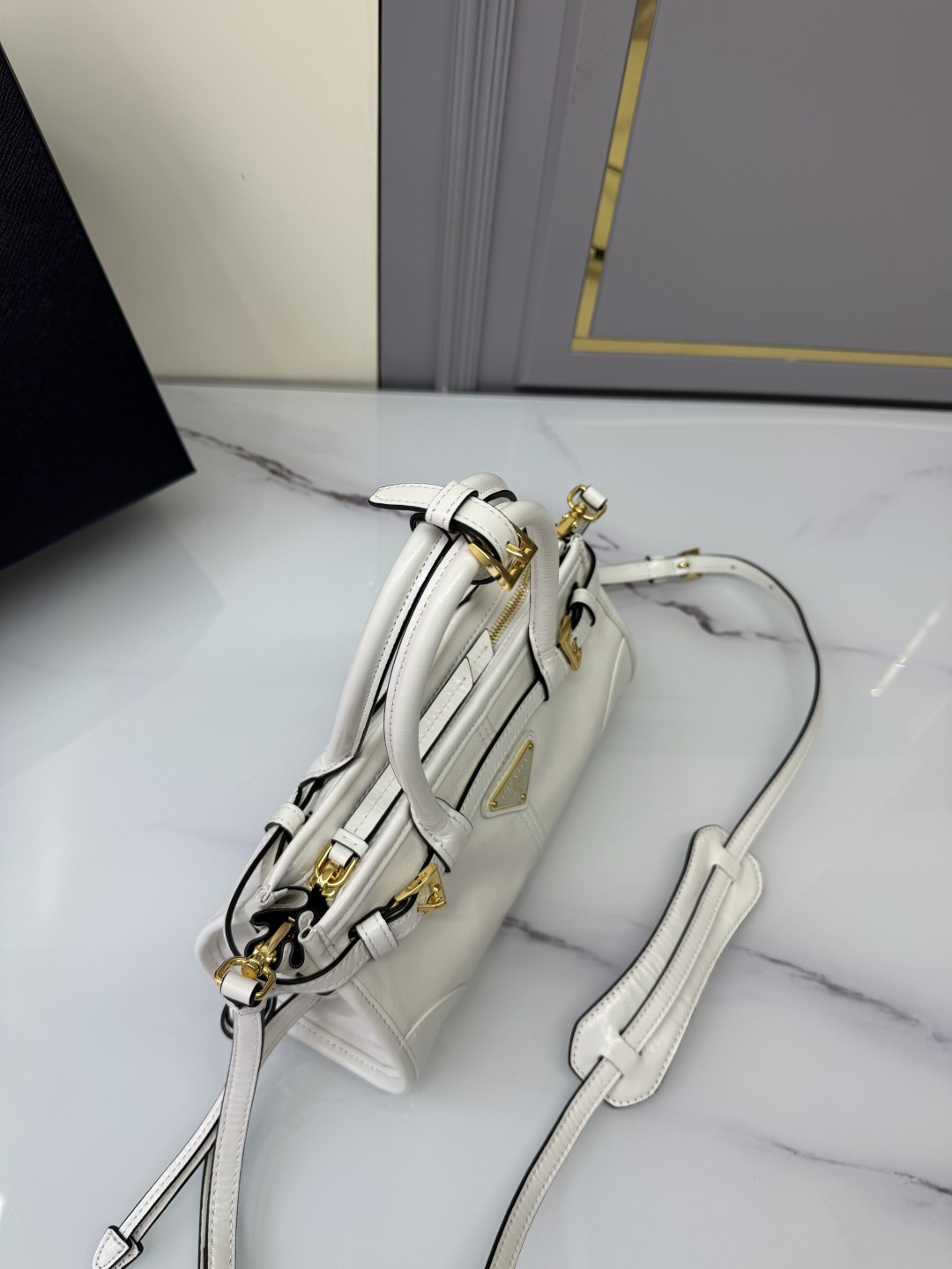 프라다 프라다 보니 미니 탑 핸들 레플리카 6번 이미지 - Bag | 세미샵 레플리카 사이트