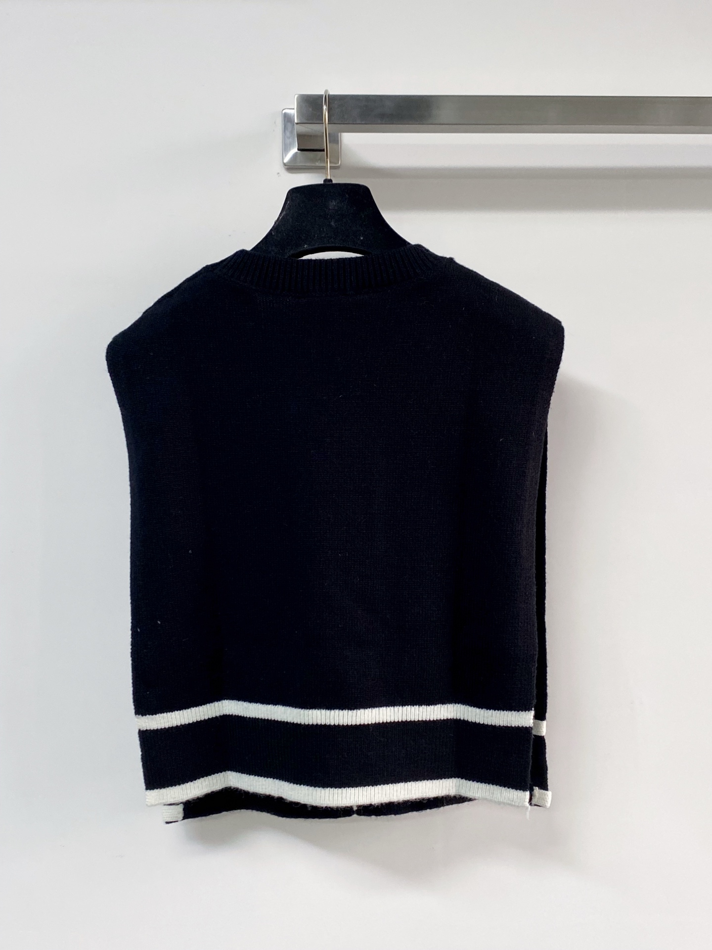 샤넬 샤넬 콘트라스트 트림 니트 베스트 레플리카 20번 이미지 - 의류 | 세미샵 레플리카 사이트