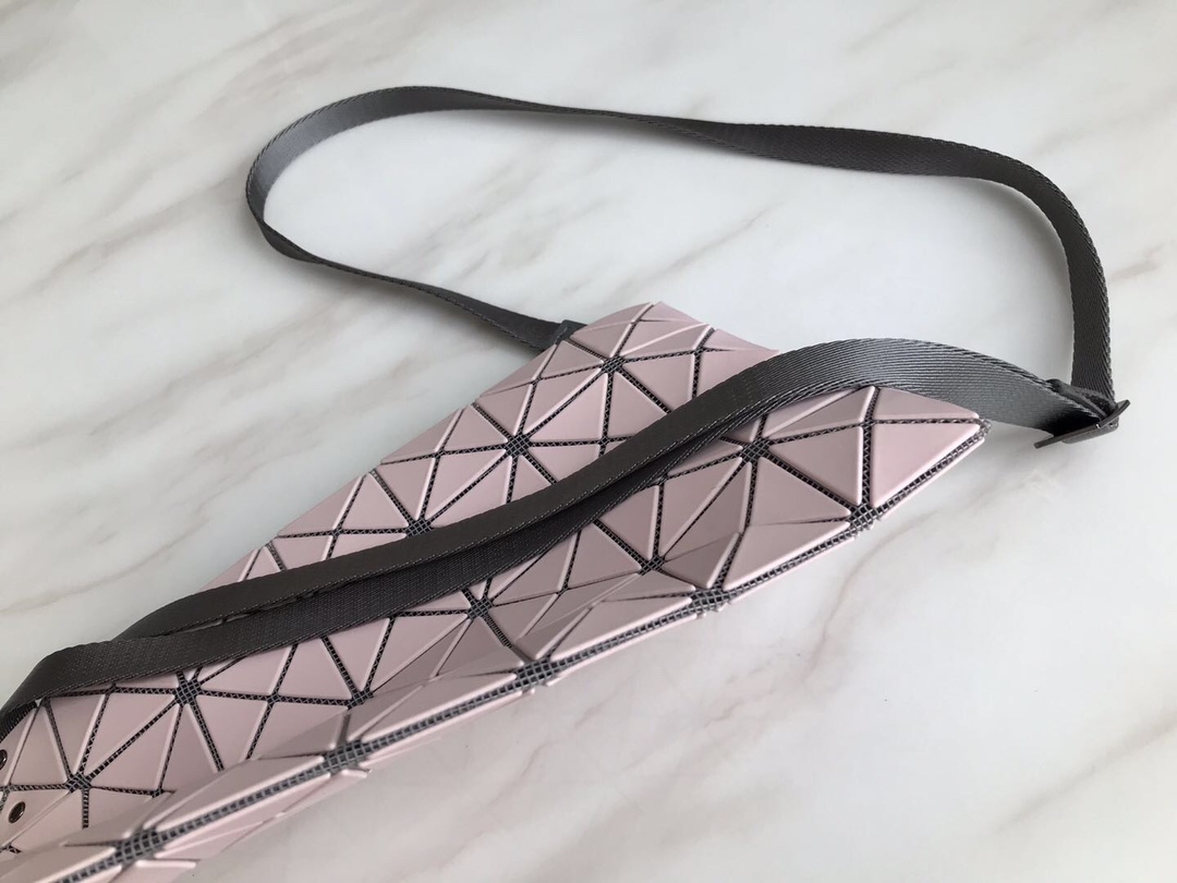 바오바오 바오바오 루센트 크로스백 레플리카 12번 이미지 - Bag | 세미샵 레플리카 사이트