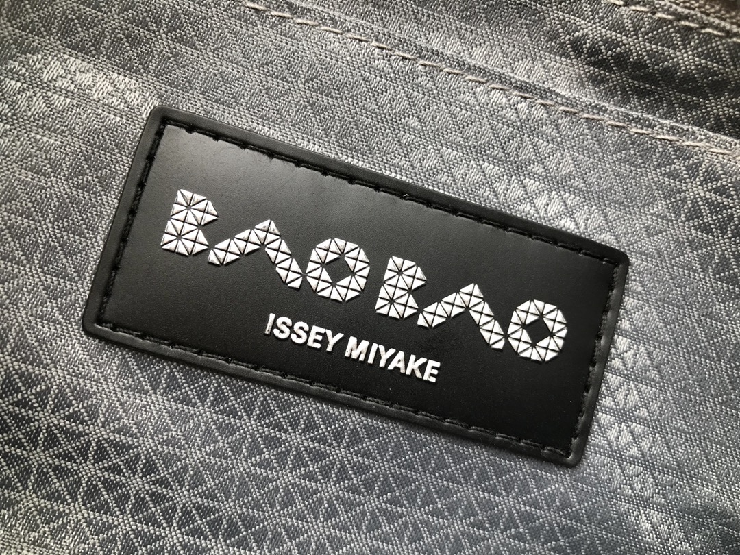 바오바오 바오바오 루센트 크로스백 레플리카 26번 이미지 - Bag | 세미샵 레플리카 사이트