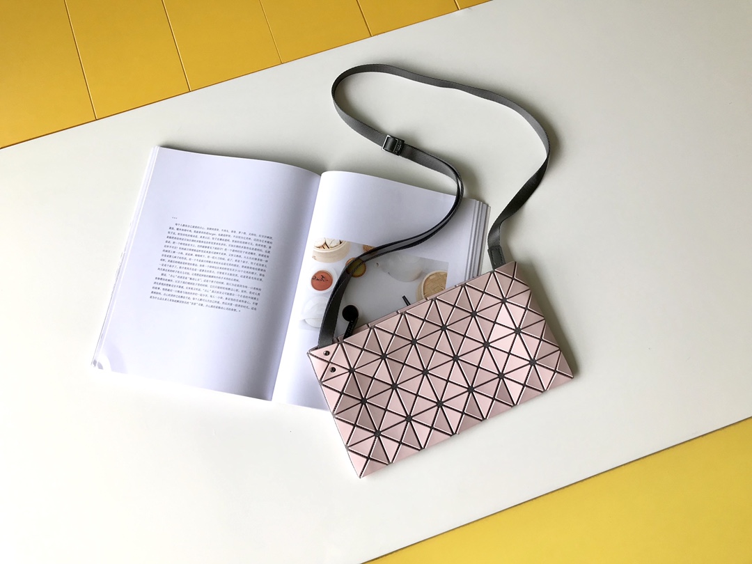 바오바오 바오바오 루센트 크로스백 레플리카 10번 이미지 - Bag | 세미샵 레플리카 사이트