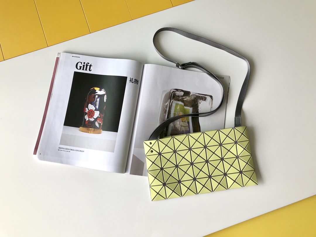 바오바오 바오바오 루센트 크로스백 레플리카 27번 이미지 - Bag | 세미샵 레플리카 사이트