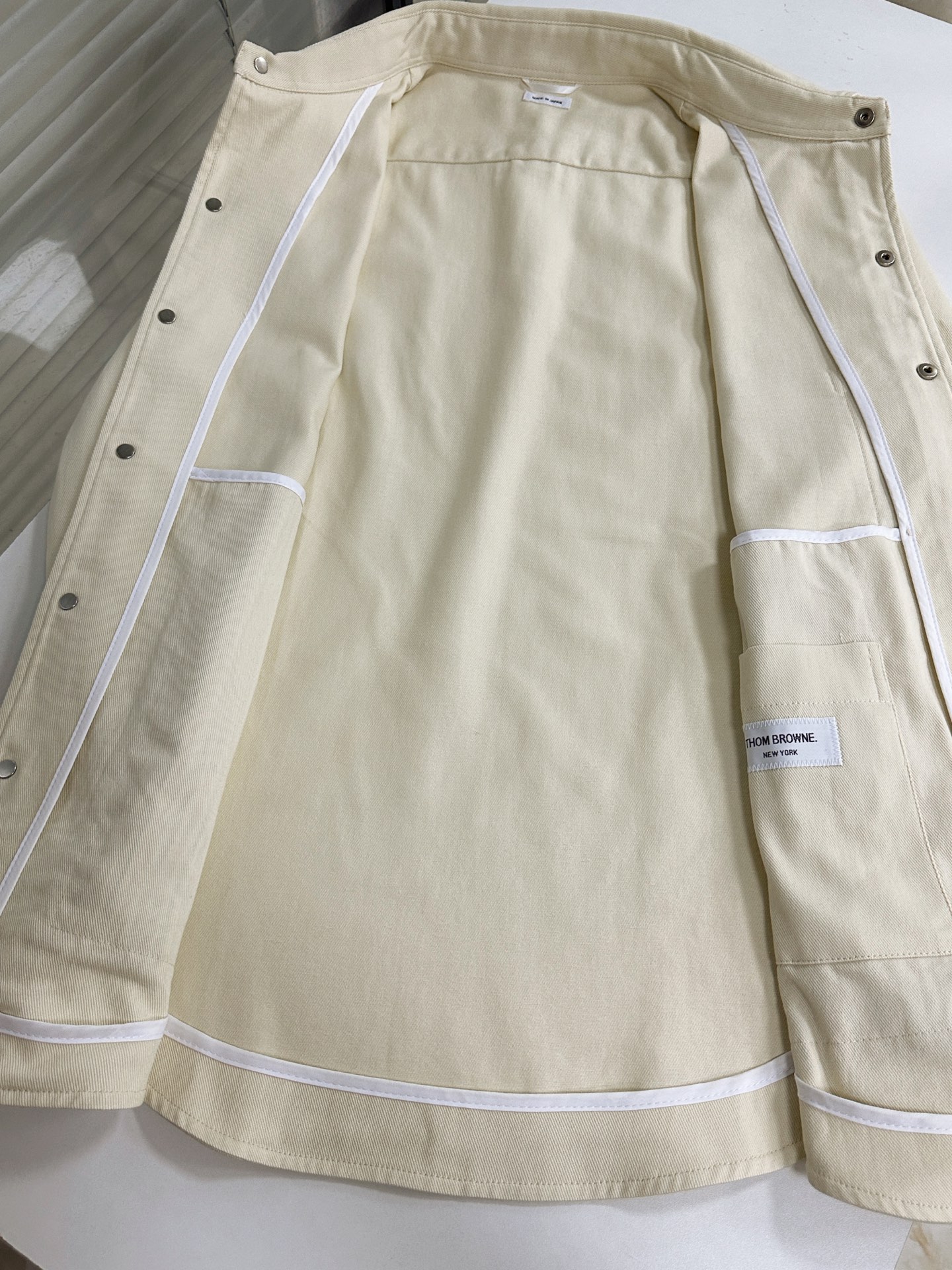 톰브라운 톰브라운 클래식 롱 슬리브 옥스포드 셔츠 레플리카 16번 이미지 - 의류 | 세미샵 레플리카 사이트