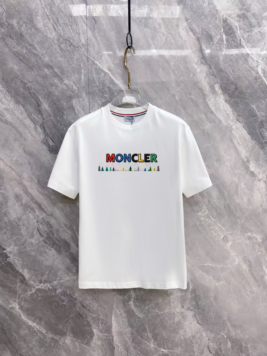 몽클레어 몽클레어 멀티컬러 자수 로고 티셔츠 레플리카 9번 이미지 - 의류 | 세미샵 레플리카 사이트