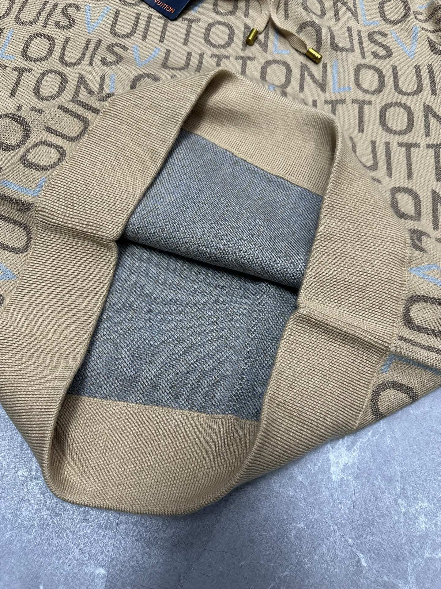 루이비통 루이비통 자카드 Louis Vuitton 시그니처 후디 레플리카 9번 이미지 - 의류 | 세미샵 레플리카 사이트