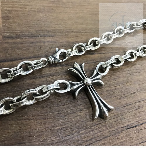 크롬하츠 페이퍼 라지 크로스 펜던트 목걸이 50cm - 상세 이미지