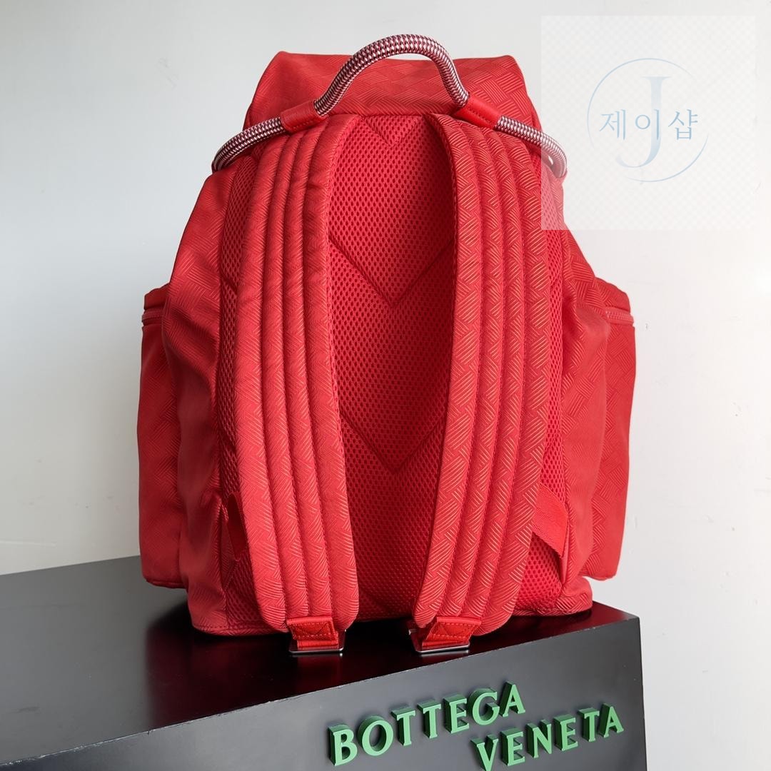 Bottega Veneta Alto Nylon BackPack - 상세 이미지