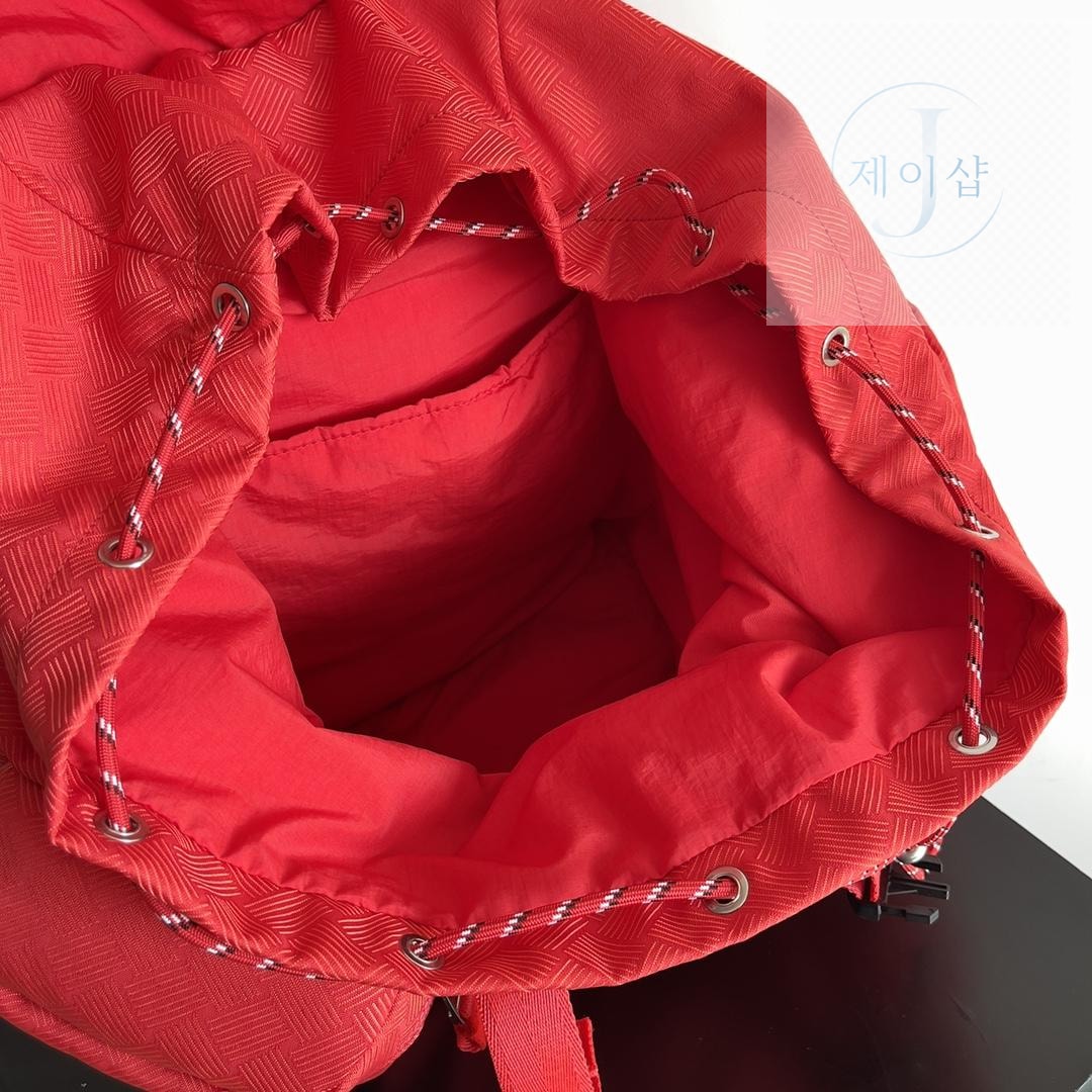 Bottega Veneta Alto Nylon BackPack - 상세 이미지