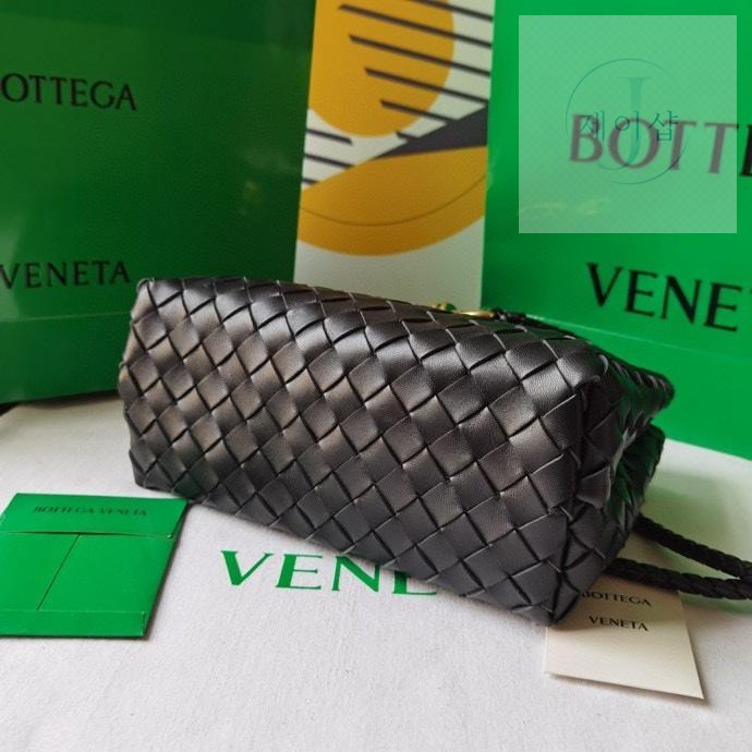Bottega Veneta Andiamo - 상세 이미지