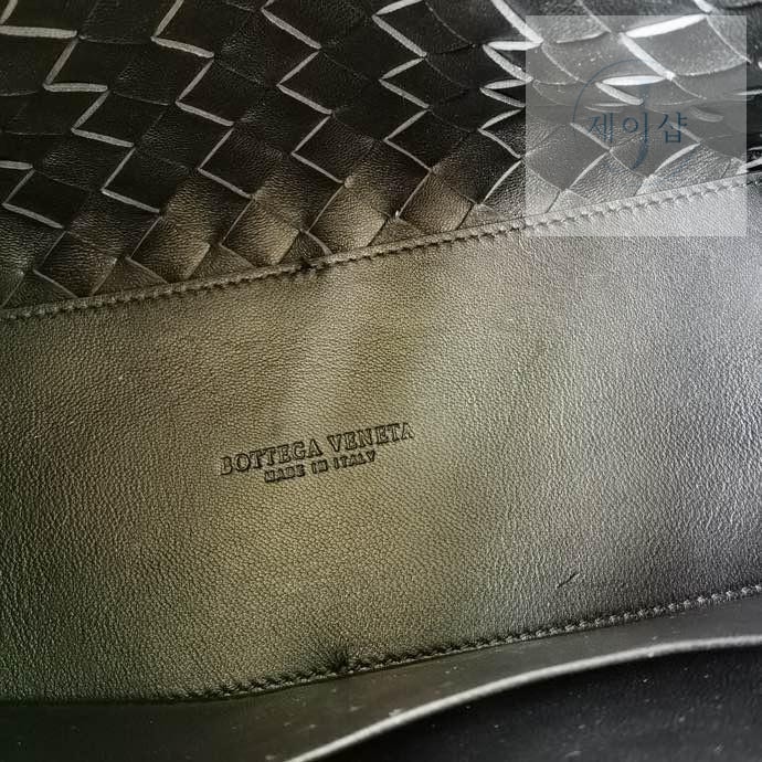 Bottega Veneta Andiamo - 상세 이미지
