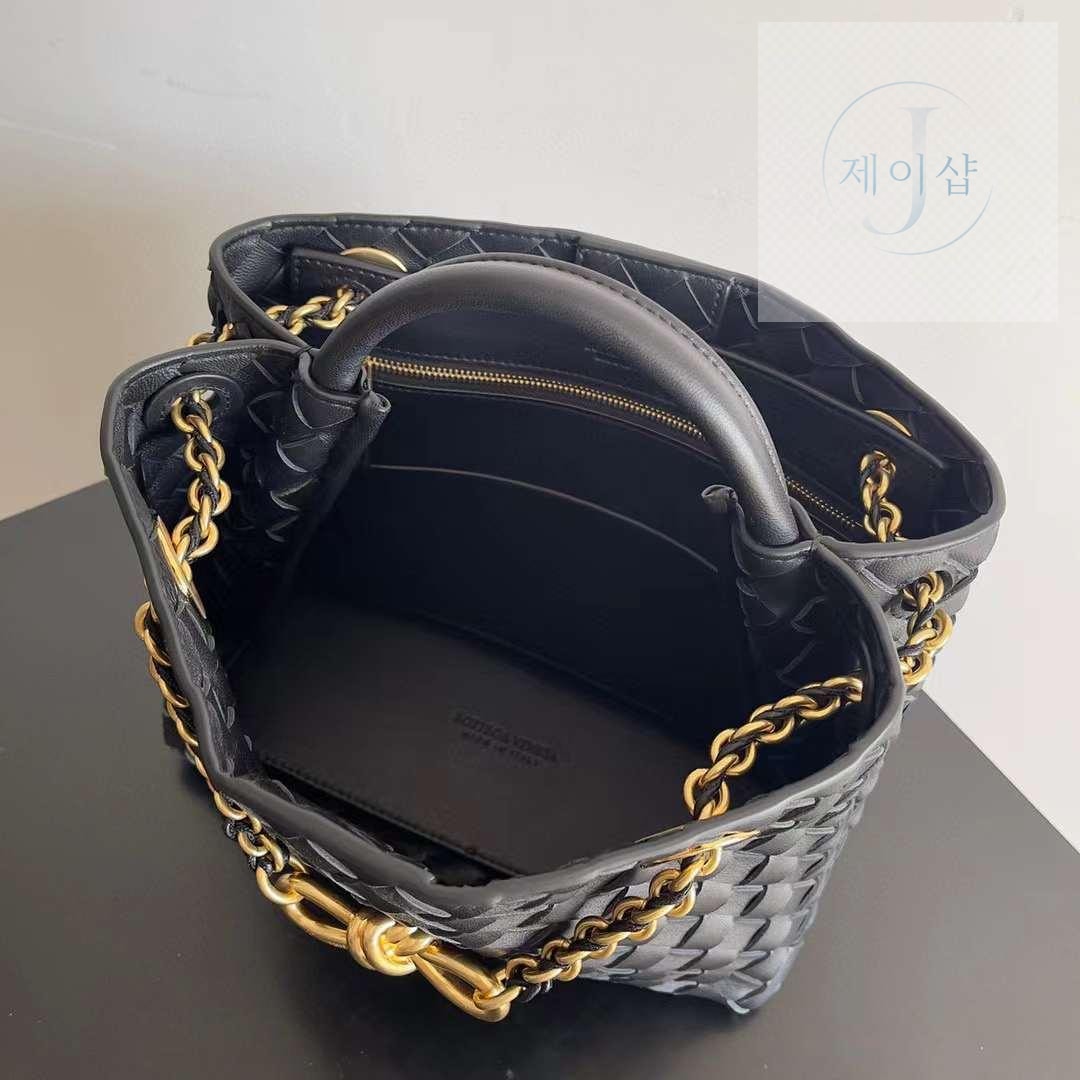 Bottega Veneta Andiamo Chain Strap - 상세 이미지