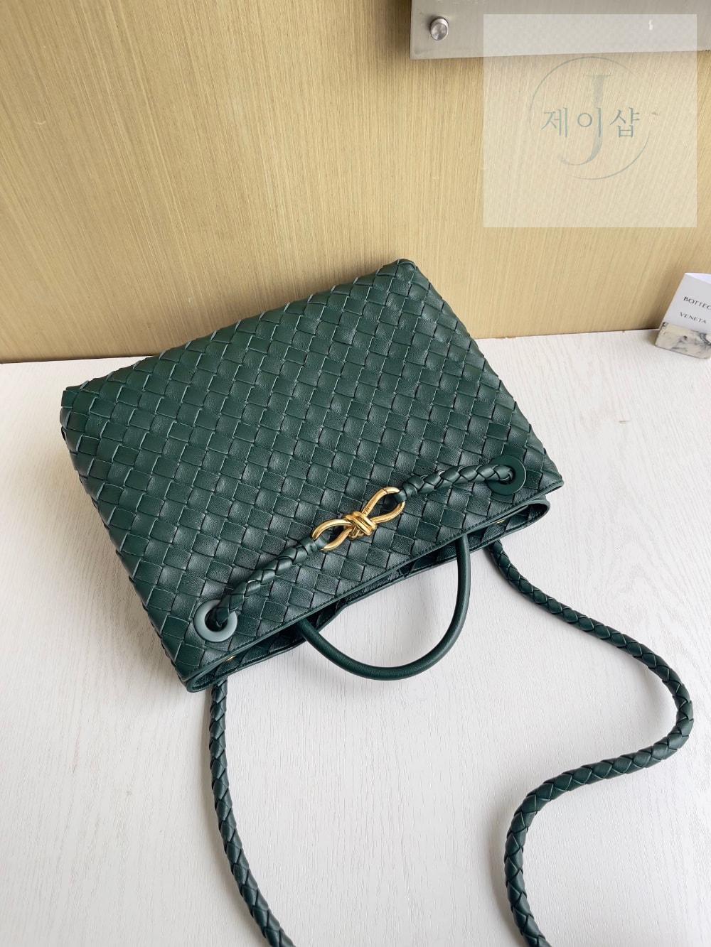 Bottega Veneta Andiamo Medium - 상세 이미지