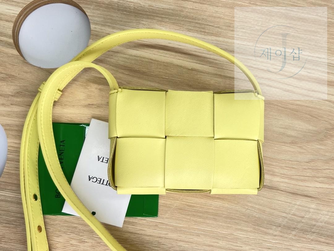 Bottega Veneta Candy Cassette