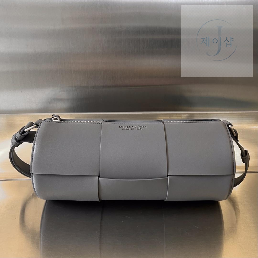 Bottega Veneta Canette