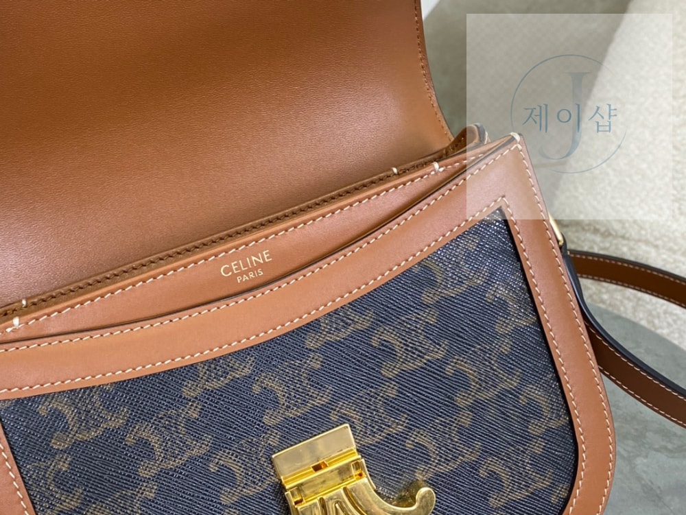 Celine Besace Clea Calfskin - 상세 이미지