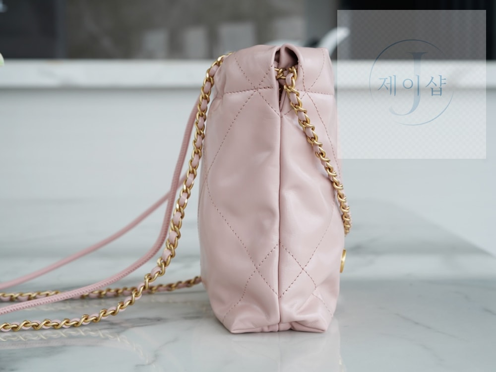 Chanel 22 Mini - 상세 이미지
