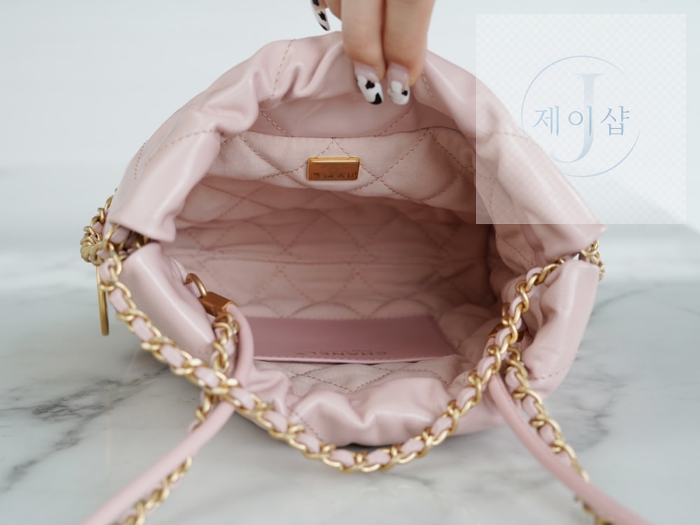 Chanel 22 Mini - 상세 이미지
