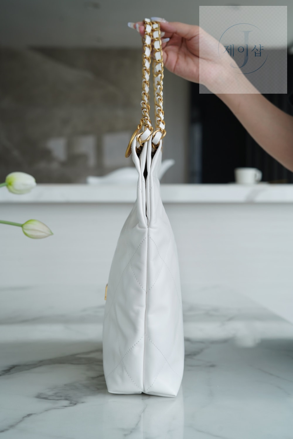 Chanel 22 Small - 상세 이미지