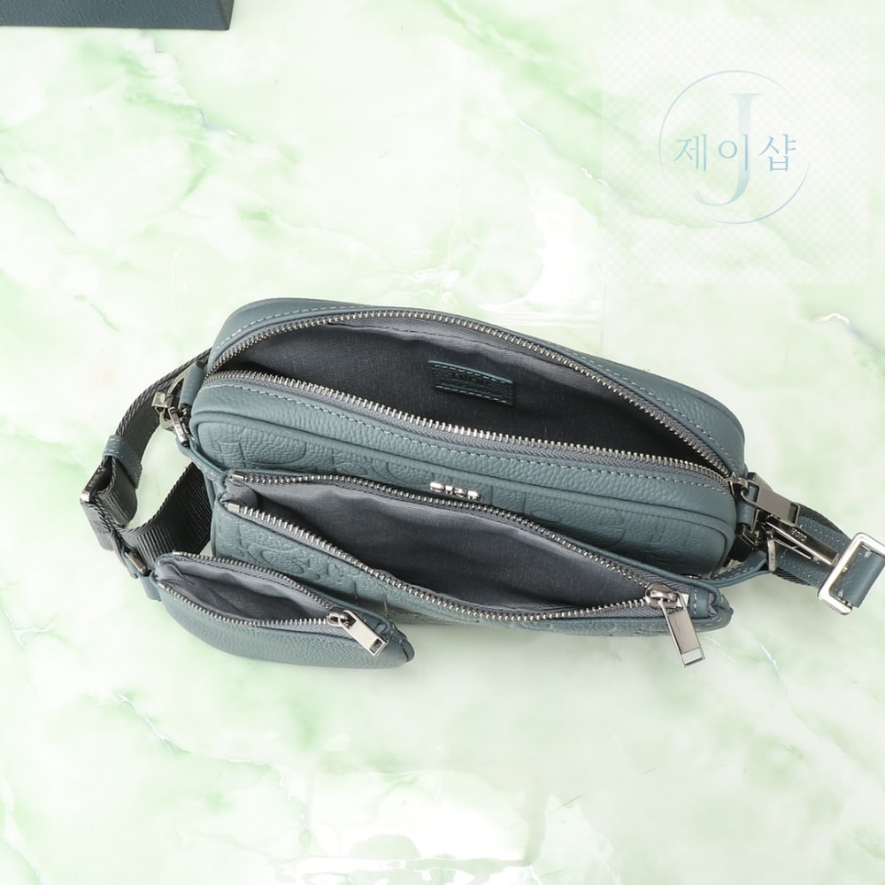 Saddle Triple Pouch - 상세 이미지