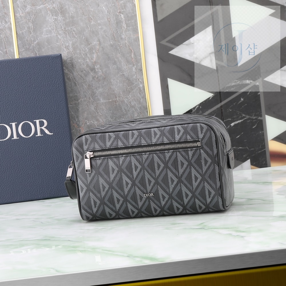 Toiletry Bag