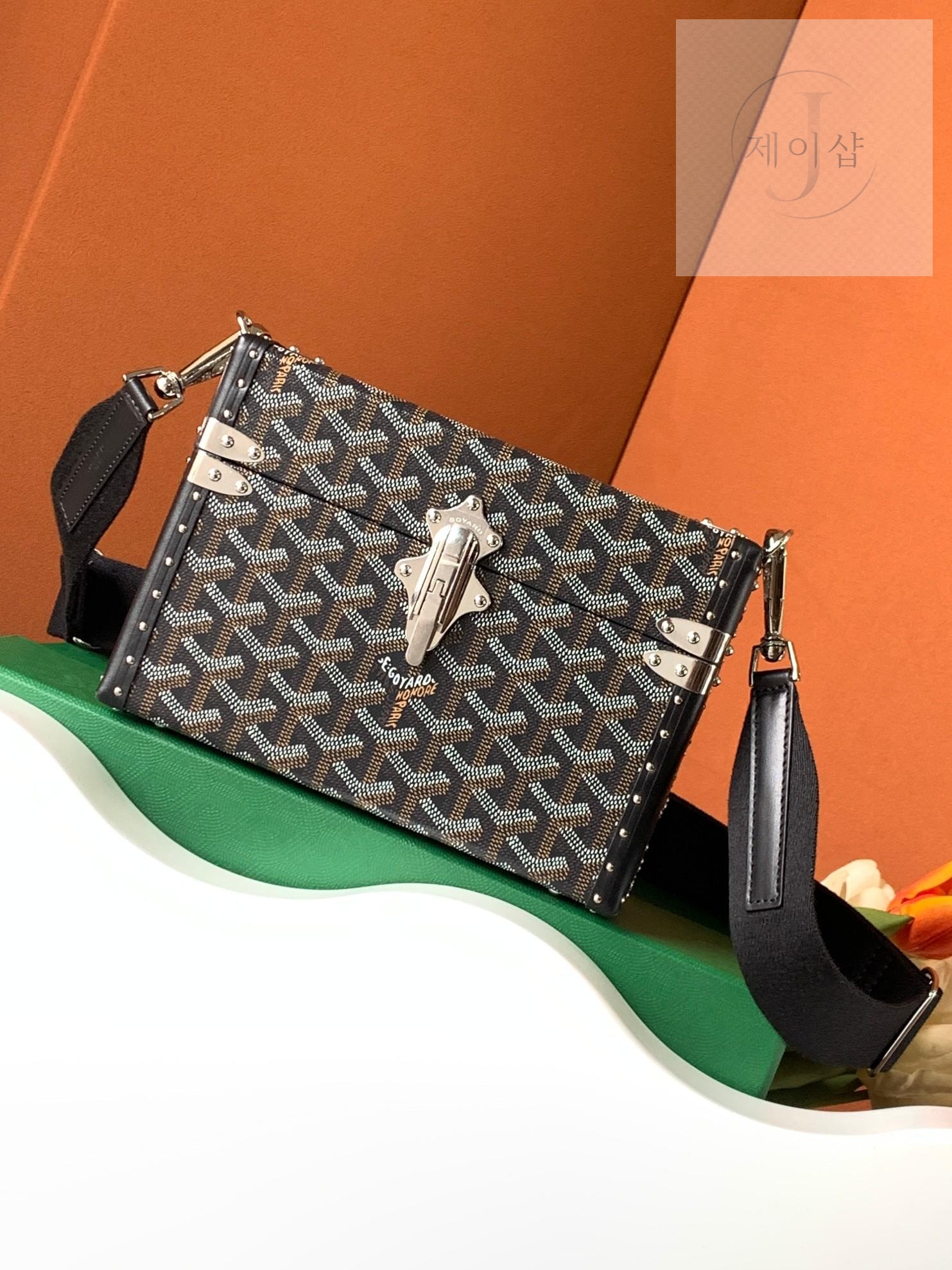Goyard Cassette Trunk - 상세 이미지