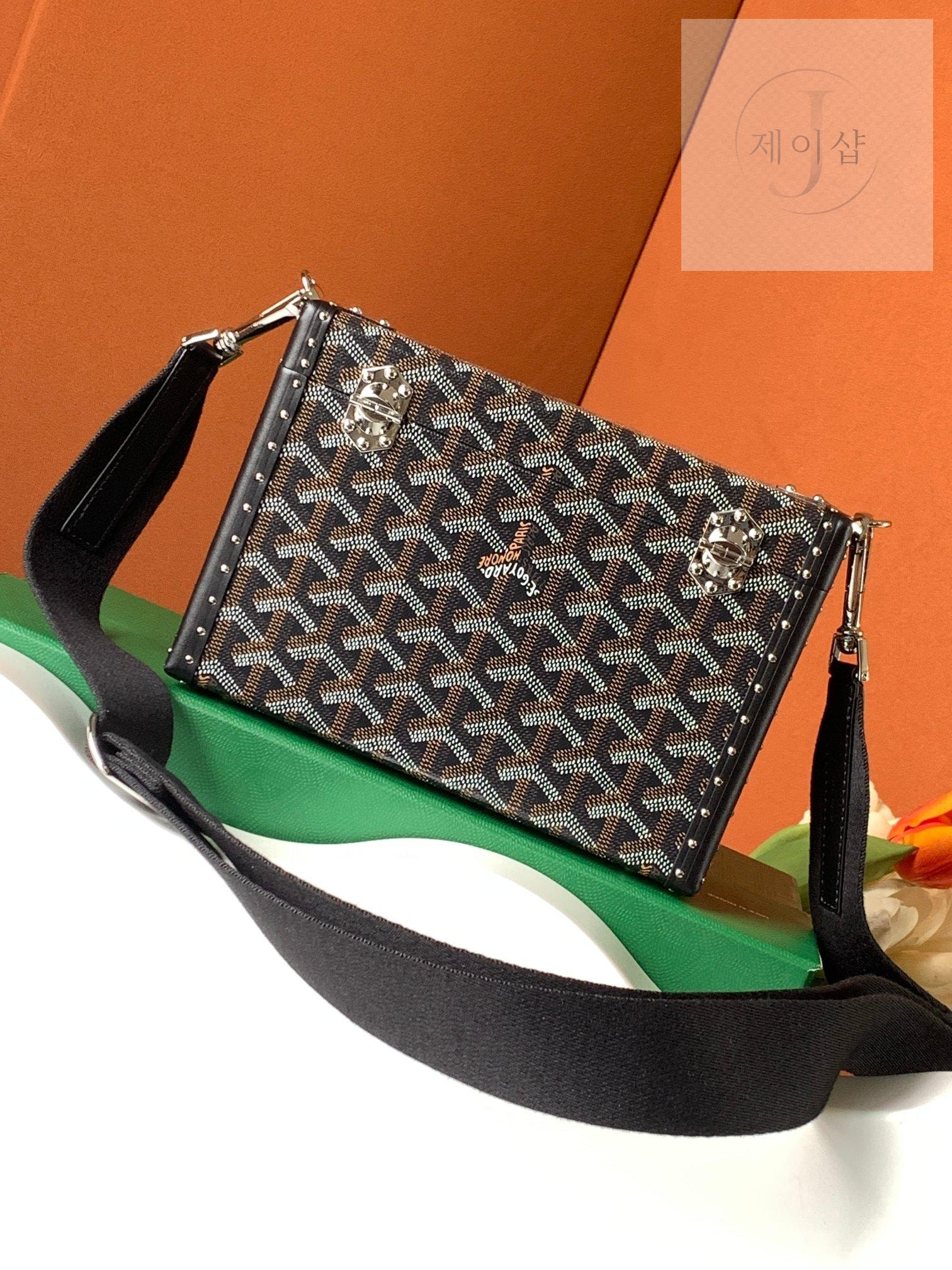 Goyard Cassette Trunk - 상세 이미지
