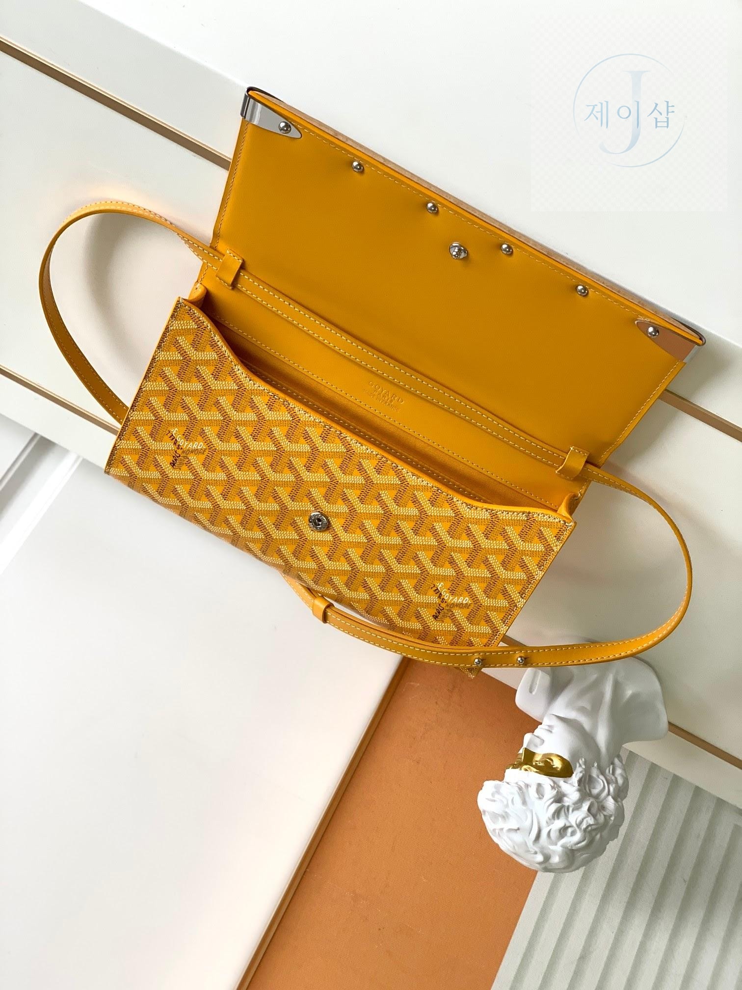 Goyard Monte Carlo Clutch PM - 상세 이미지