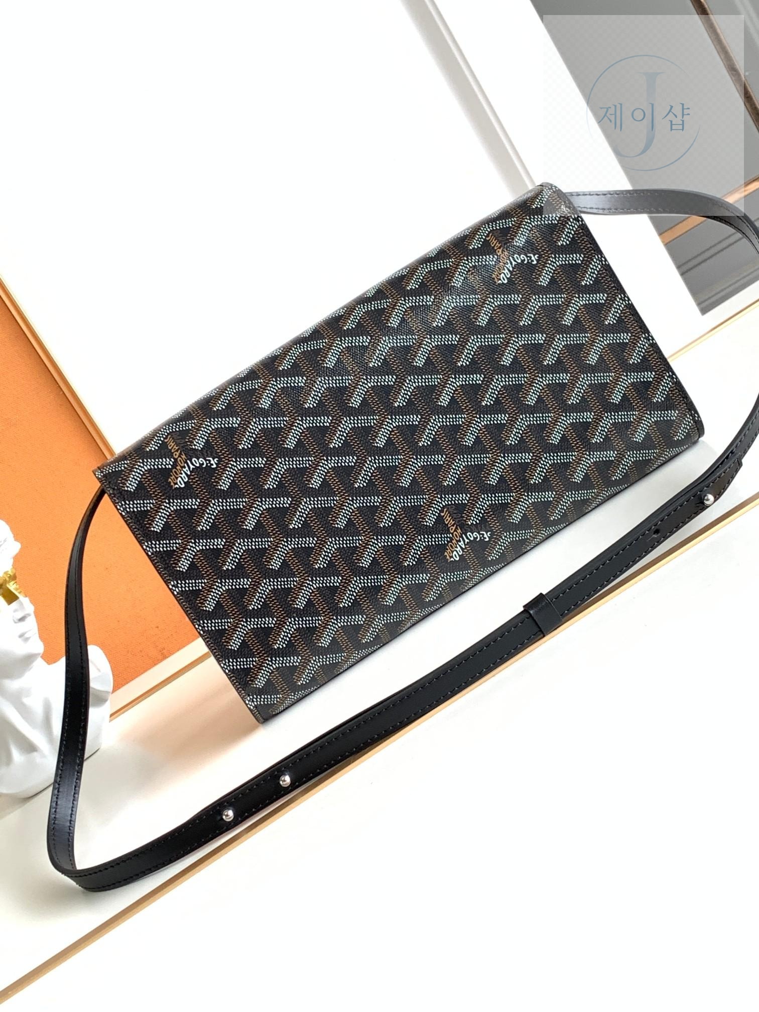 Goyard Monte Carlo Clutch PM - 상세 이미지