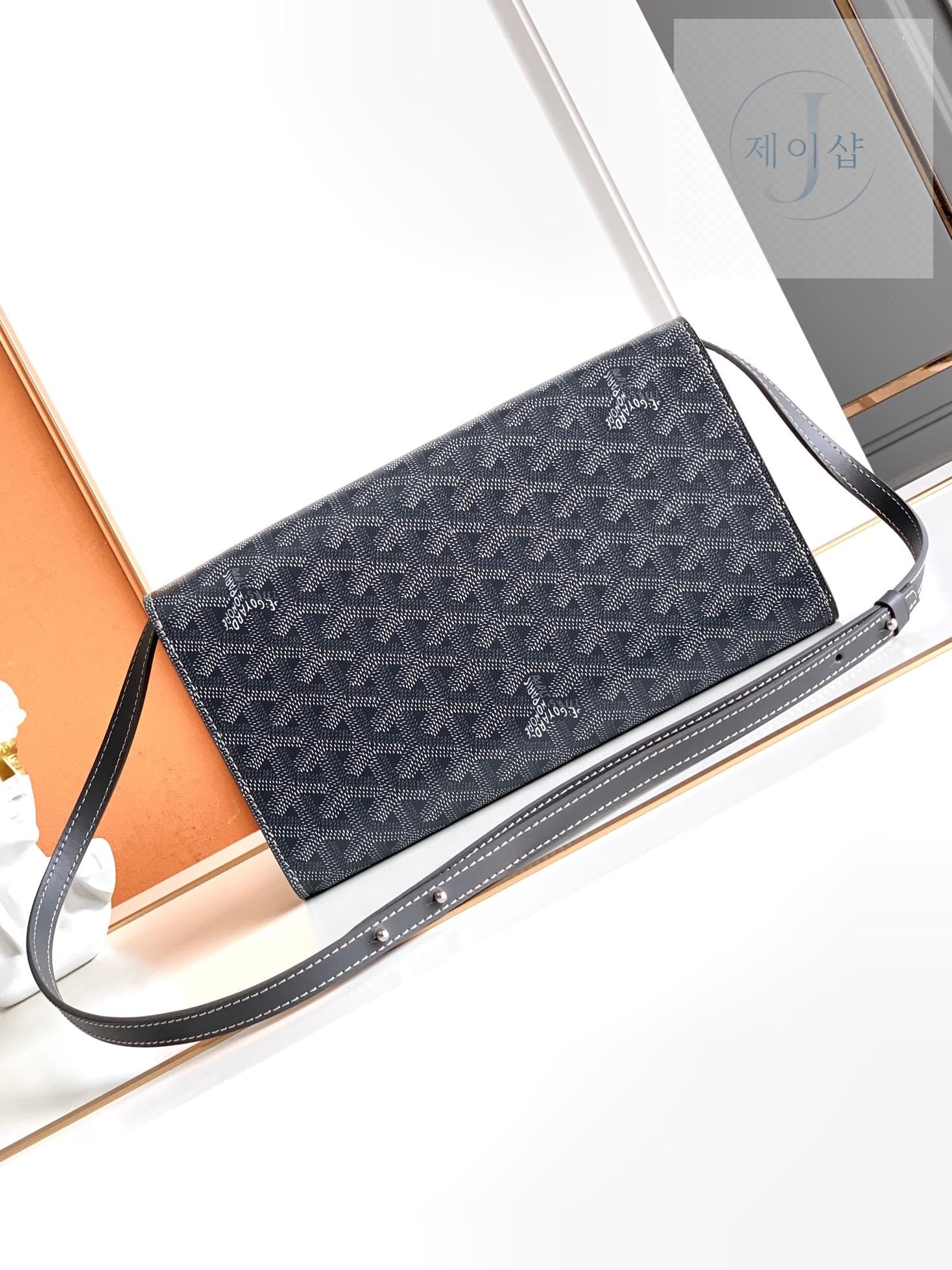 Goyard Monte Carlo Clutch PM - 상세 이미지