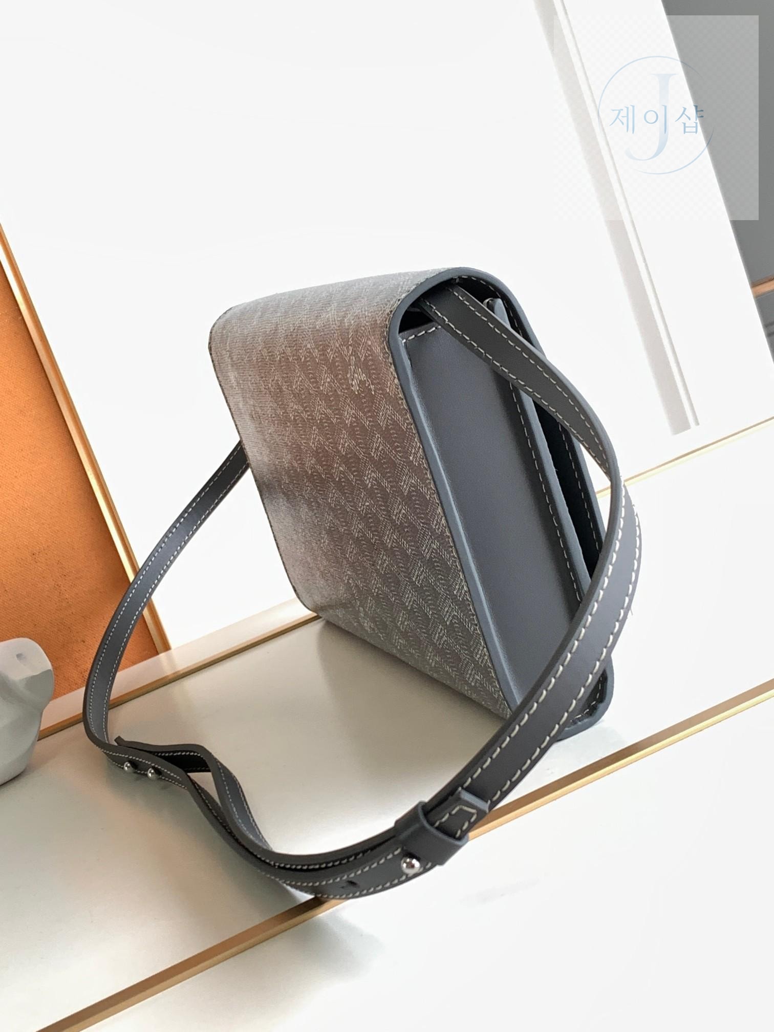 Goyard Monte Carlo Clutch PM - 상세 이미지