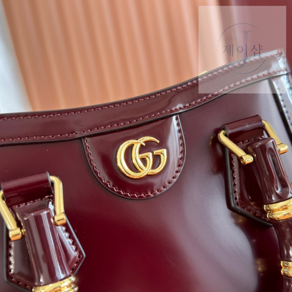 Gucci Diana Small Tote - 상세 이미지