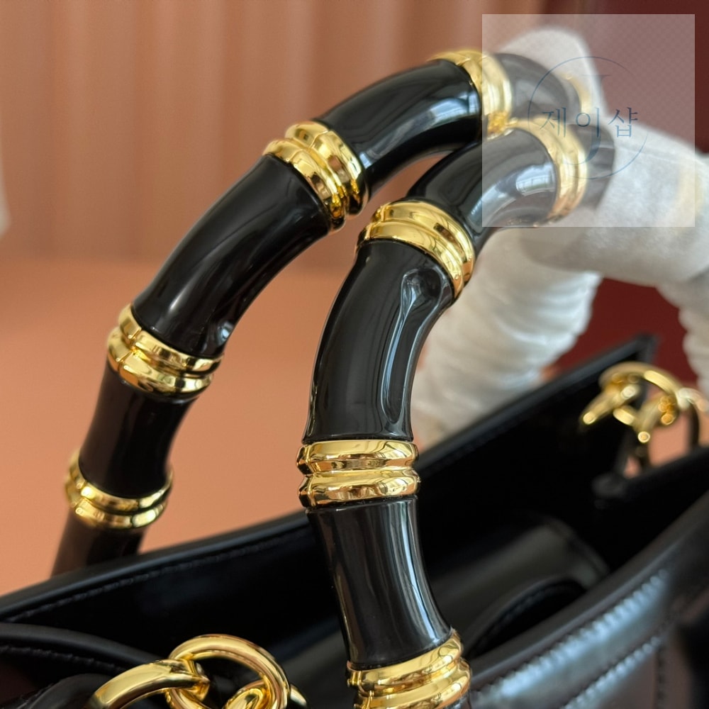 Gucci Diana Small Tote - 상세 이미지