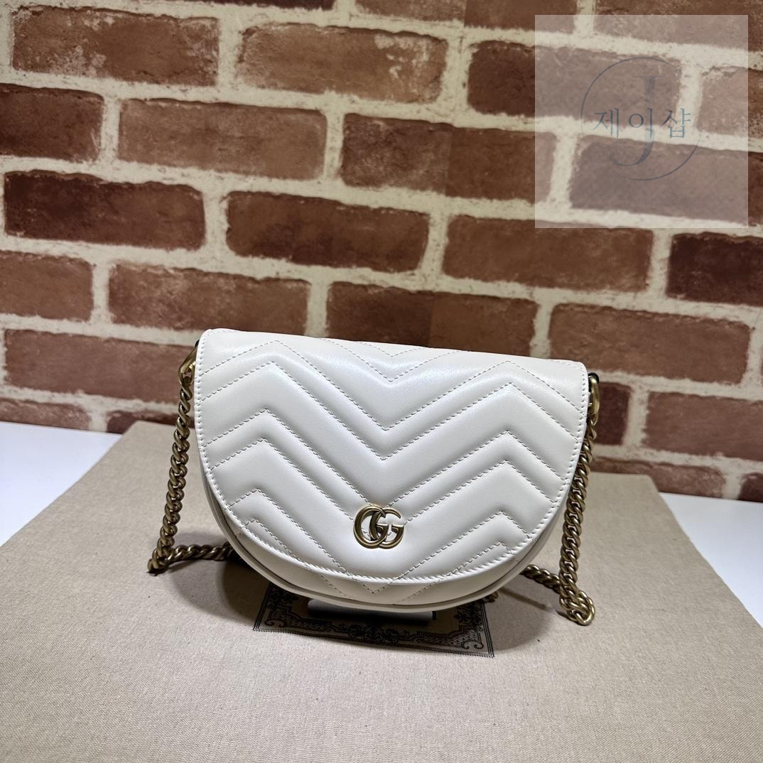 Gucci GG Marmont Matelasse Mini Chain