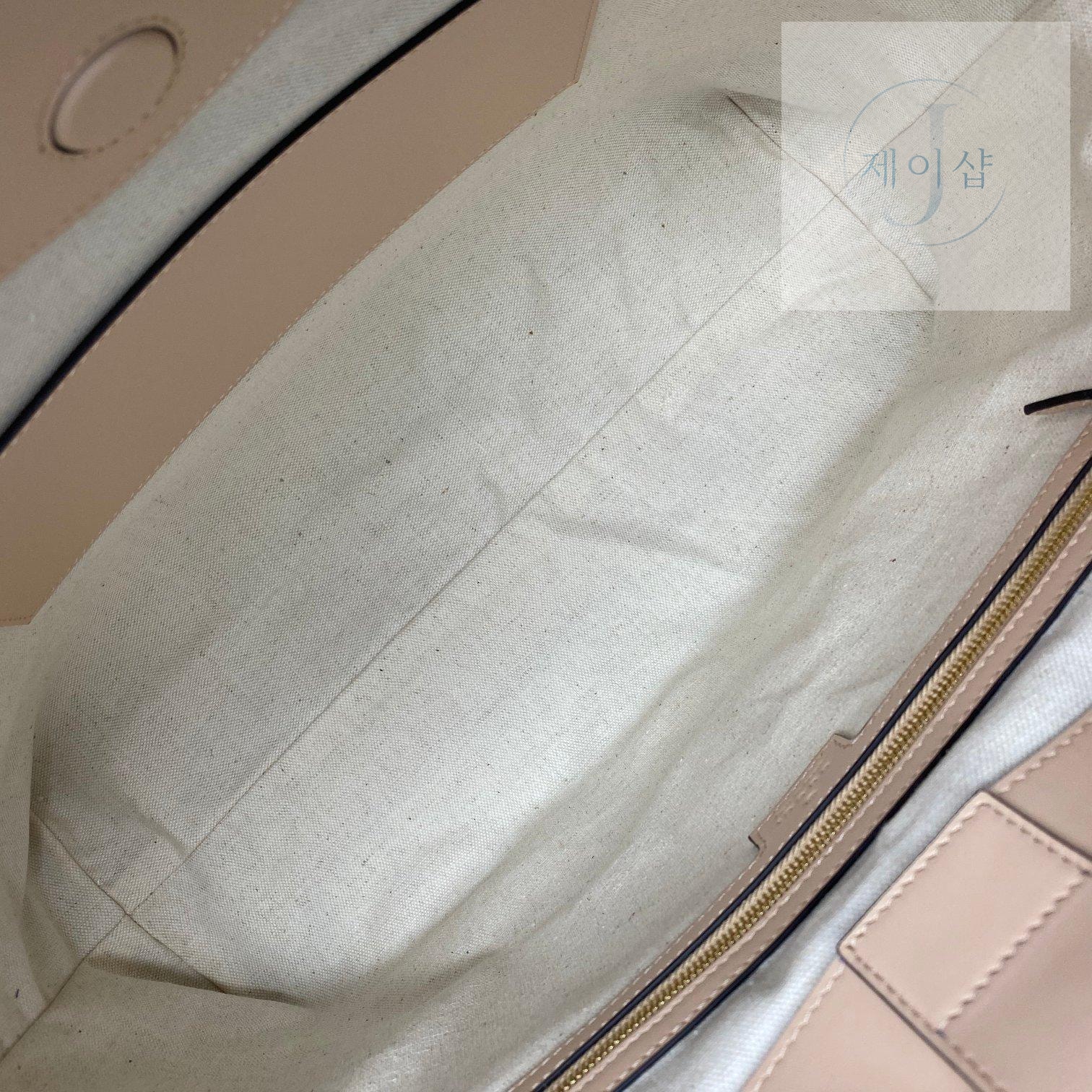 Gucci Matelasse Leather Tote - 상세 이미지