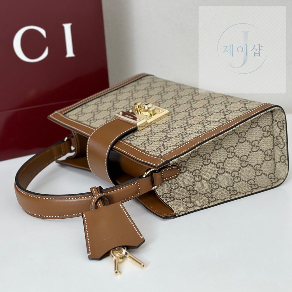 Gucci Padlock Medium Top Handle - 상세 이미지