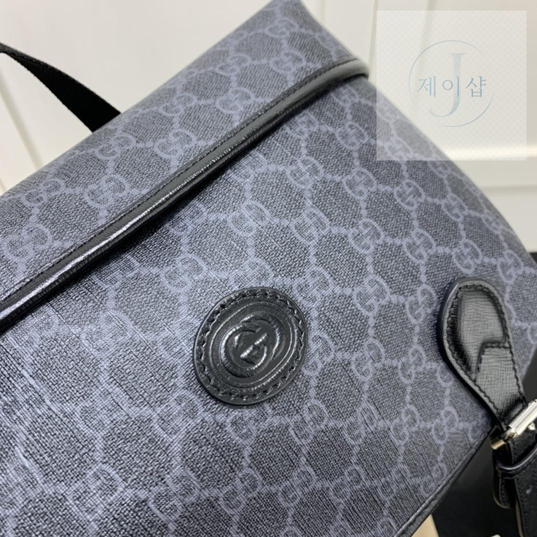 Gucci Supreme Backpack - 상세 이미지