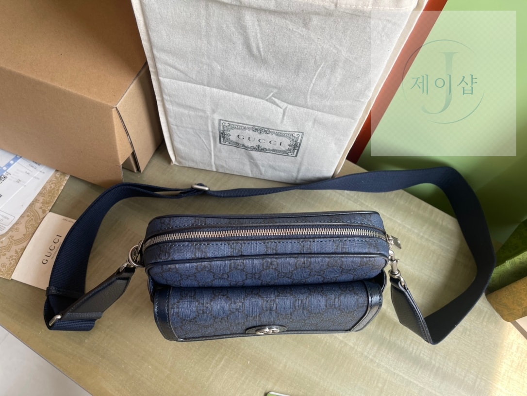 구찌 GG 수프림 미디엄 메신저백 7번 이미지