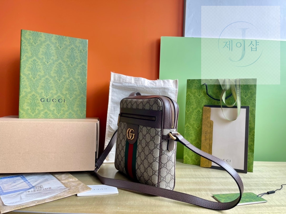 구찌 오피디아 GG 스몰 메신저백 3번 이미지