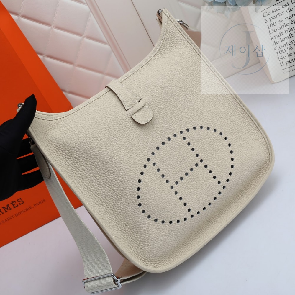 Hermes Evelyne 28