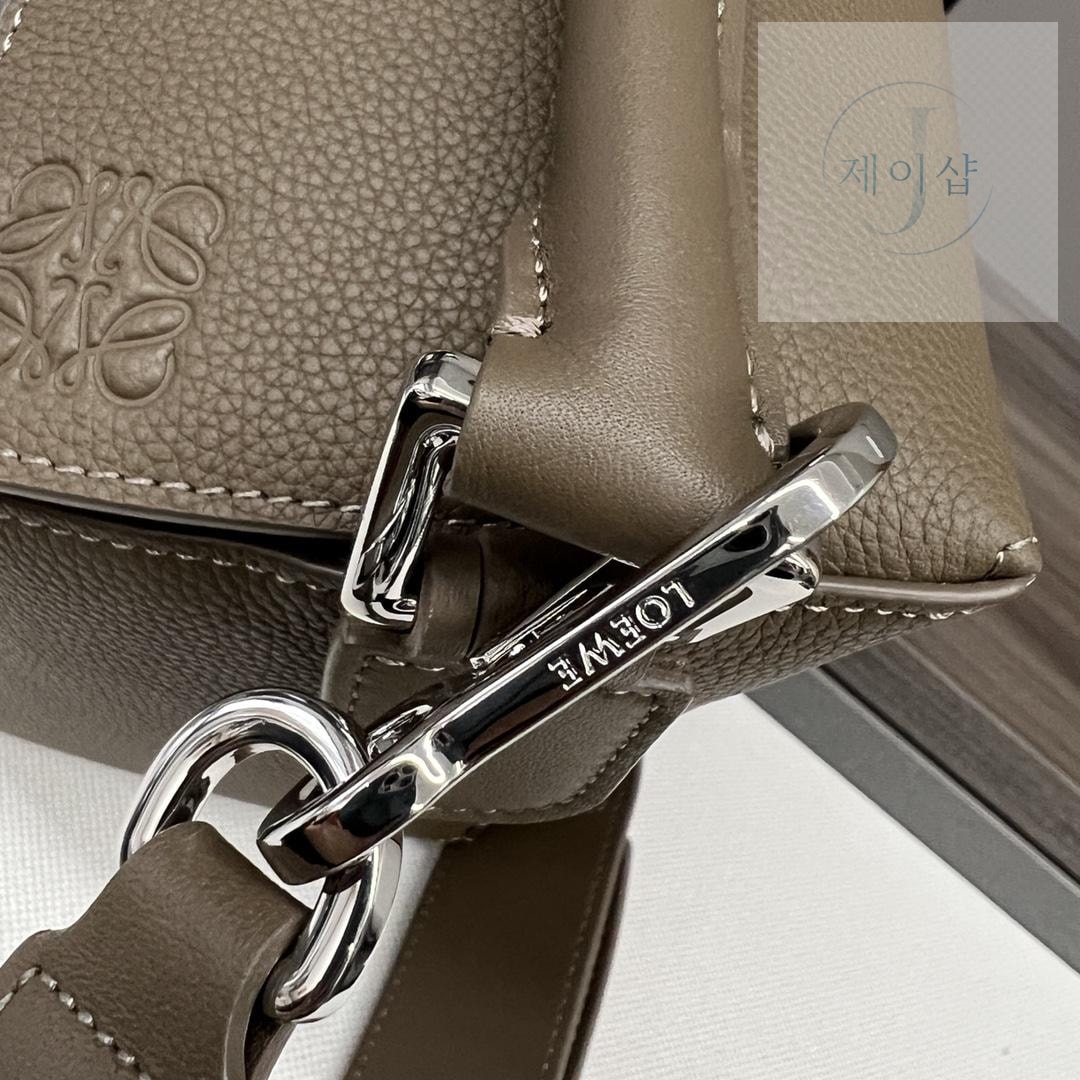 Loewe Medium Puzzle - 상세 이미지